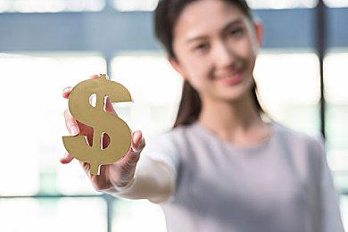 立即票选《EA SPORTS FC™ 24》年度最佳阵容，向全世界最佳男女子球员致敬